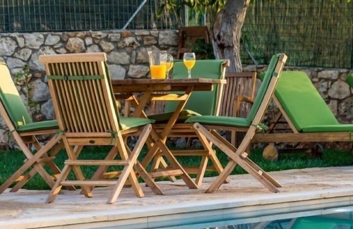 Kastellos House | Vacation home Kastellos Old House in Georgioupoli - 7 persons, 3 bedrooms