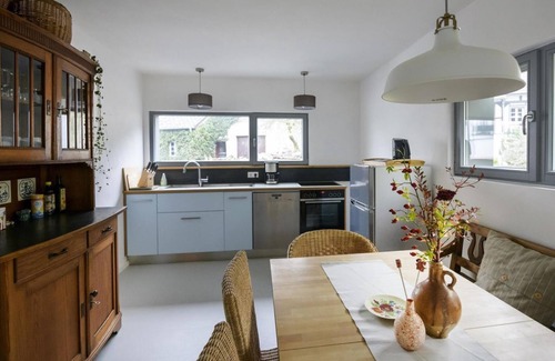 Utzerath House | Vacation home Landleben auf Zeit - 4-bed vacation home, shower/WC