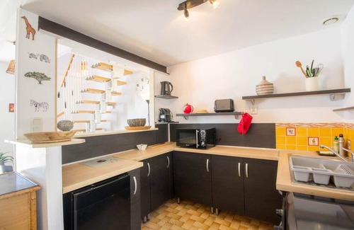 Belz House | Vacation home near the sea, sleeps 5, pets welcome