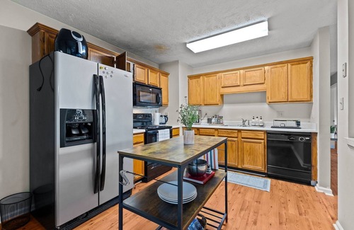 Pine Forest House | Vacation Home near Cape Fear River 7-minute drive