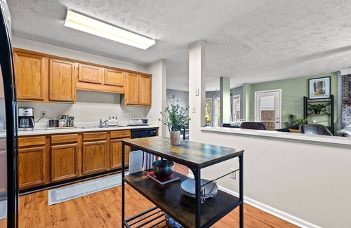 Pine Forest House | Vacation Home near Cape Fear River 7-minute drive