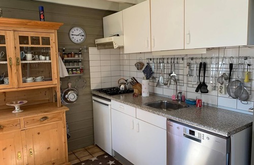 Oudeslius House | Vacation home North Holland 90sqm/2 bedrooms/parking lot/dishwasher/washing machine/WLAN/SmartTV
