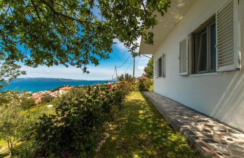 Moca House | Vacation Home Petar