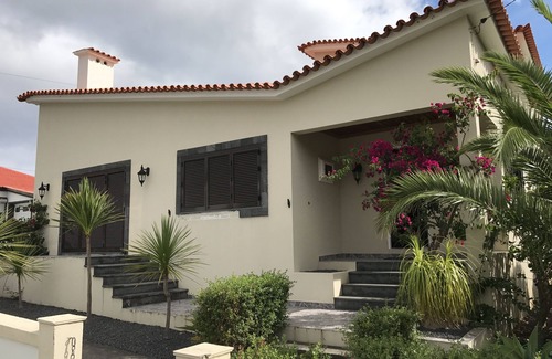 Cais do Pico House | Vacation home, Sao Roque do Pico
