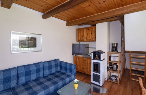 Burg-Dorf Apartment | Vacation home, sleeping loft, 1 bedroom/kitchenette, shower/WC (from 12 years) - Froschkönig