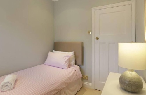 Yoxford House | Vacation home Starlings in Halesworth - 7 persons, 4 bedrooms