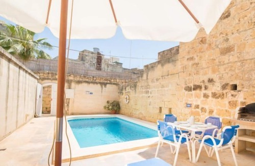 Xewkija House | Vacation home Ta' Gianni in Xewkija - 7 persons, 3 bedrooms