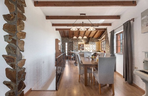 Taucho House | Vacation Home 'Tenades' with Sea View, Wi-Fi and Air Conditioning