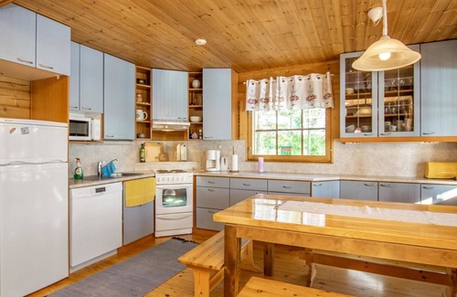 Lotjola House | Vacation home Utras by Interhome