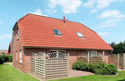 Ditzumerverlaat House | Vacation home Wilken by Interhome