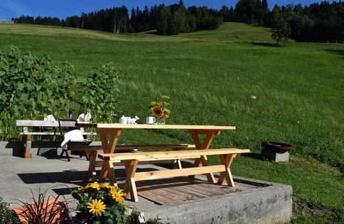Schwarzenberg Cabin | Vacation home with 4 bedrooms - Holiday home Brittenberg