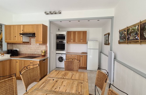 Montlaur House | Vacation home with 40 meter long pool, Languedoc (Hesperie)