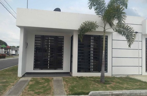 Flandes House | Vacation house 5 minutes from Girardot