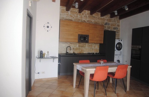 Alcamo Historic Center Apartment | Vacation House "BEDDA MIA"