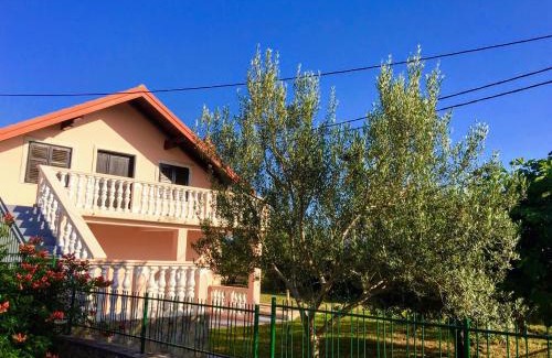 Posedarje House | Vacation house Maslina