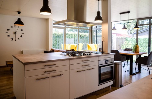 Yerseke Apartment | Vacation house nearby Beach