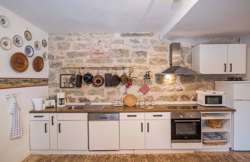 Altenbeken Apartment | Vacation in a historic forestry office in the Teutoburg Forest