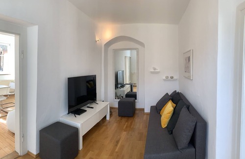 Eichstaett Apartment | Vacation in a monument on the historic city wall