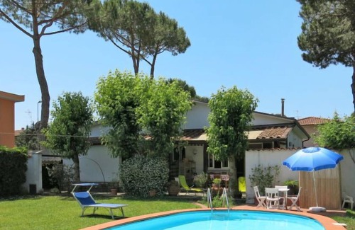 Torre del Lago Puccini House | Vacation home Il Mandarino in Torre del Lago Puccini - 8 persons, 3 bedrooms
