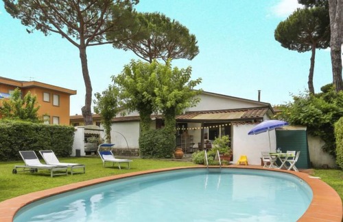 Torre del Lago Puccini House | Vacation home Il Mandarino in Torre del Lago Puccini - 8 persons, 3 bedrooms