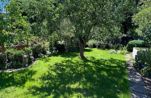 Heide House | Vacation on the North Sea coast in the vacation home Küstenkind with large fenced garden