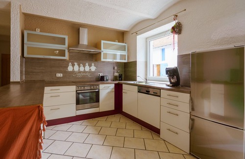 Geich-Obergeich Condo | Vacation on the riding stables