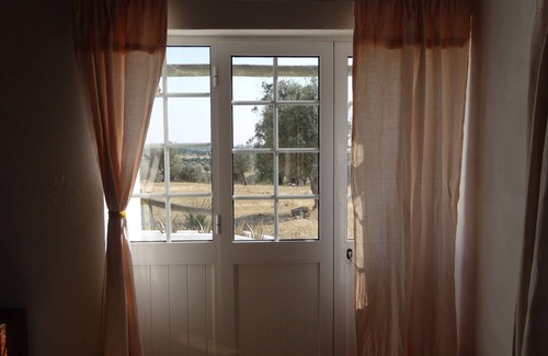 Alvito House | Vacation home on a hill in Alentejo @ New Village