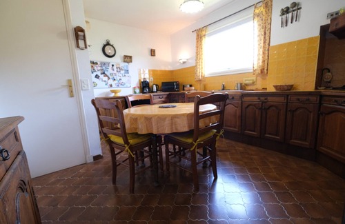 Chateauneuf-le-Rouge Ski Chalet | Vacation rental pool CHATEAUNEUF LE ROUGE LS7-80.