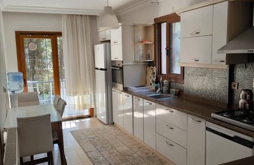 Guzelbahce Villa | Vacation Rental Villa Near the Beach – Daily & Weekly
