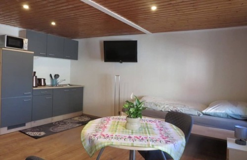 Sandersdorf-Brehna Apartment | Vacation room/fitter's room for max. 2 guests