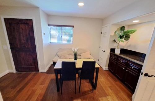 University City Apartment | -Vacation two bedrooms La Jolla luxury condo