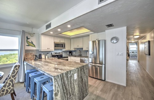 Fort Myers Beach Condo | Vacation Villas: #635 Beachfront Top-Floor Condo with Best Views on North End