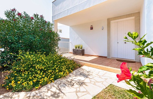 Cielo de Bonaire Villa | Vacation villa with pool breathtaking sea and mountain views