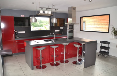 Lesmont House | Vacation villa with pool near Forêt d'Orient Champagne lakes