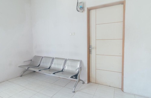 Ambon Hotel | Vaccinated Staff-OYO 2699 Haven Boarding House