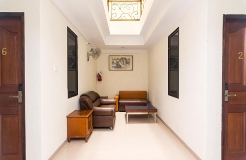 Tanjung Uncang Hotel | Vaccinated Staff - OYO 1771 Zeke Hotel