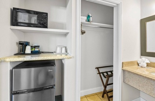 East Whittier Hotel | Vagabond Inn Whittier