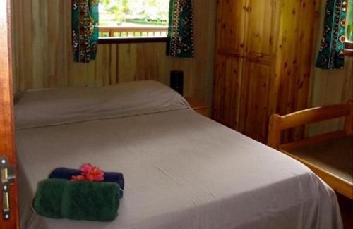Vai'anae Bed & Breakfast | Vaianae Lodge