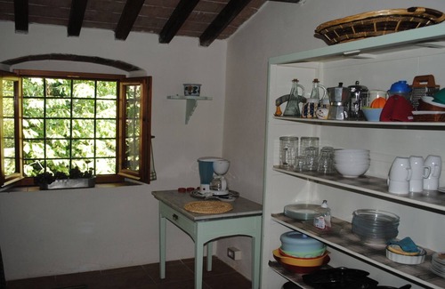 Vaiano House | Vaiano: Country holiday home -in a small green "borgo",near firenze