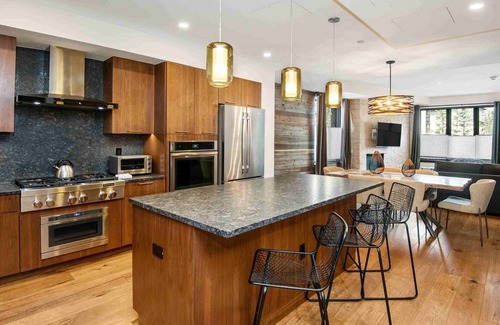 Vail Condo | Vail CO | The Lion | 2 bedroom