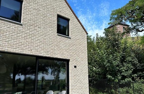 Kessenich House | Vakantie aan de Maas - Vakantiewoning Neerhof