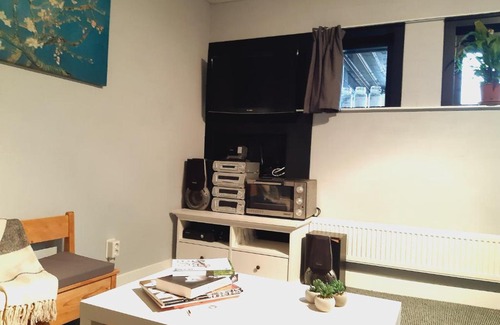 Bant House | Vakantiehuis aan het Bos - gelegen aan de tulpenroute