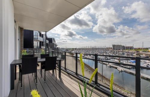 Sint-Annaland Apartment | Vakantiewoning aan het water - met 2 balkons - Vista Maris - Nr 38