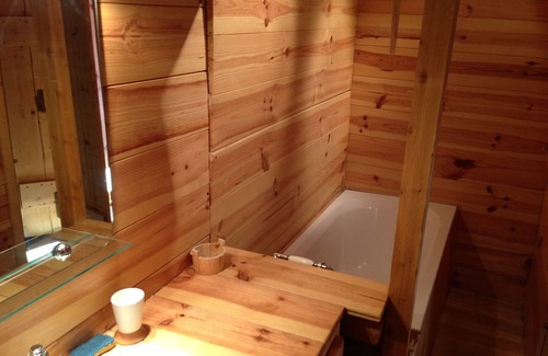 Peone Ski Chalet | VALBERG BERGERIE TRANSFORMED IN CHALET, FOR 8 PEOPLE