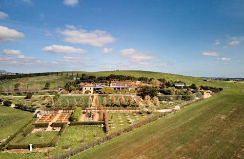 Ullina House | Vale Hill Barn - Daylesford Region