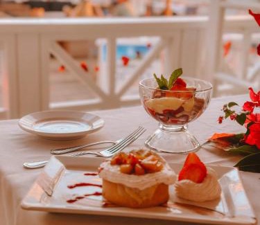 Dunmore Town Resort | Valentines Resort & Marina