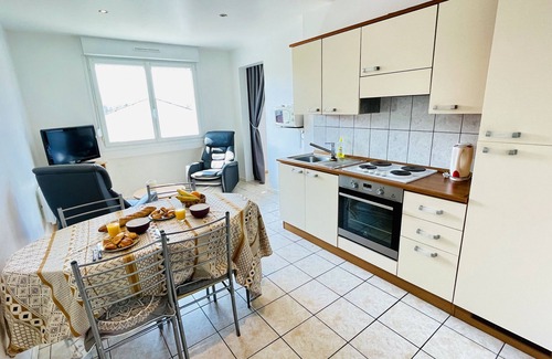 Forges-les-Bains Apartment | Valery : Apartment at 300 meters from the thermal baths (Public and unlimited parking)