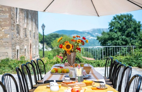 Apecchio Apartment | Valguerriera - Rosa Bianca