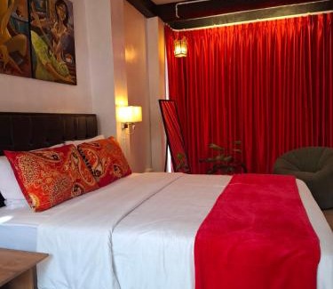 Salatiga Bed & Breakfast | Valhalla Boutique Hotel