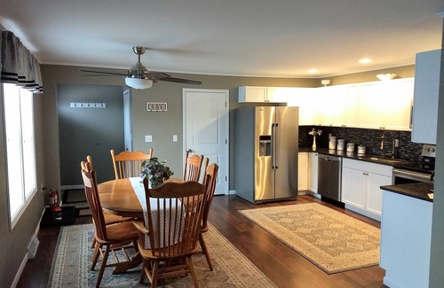 Trout Creek Apartment | Vallee Creek Rentals (1).